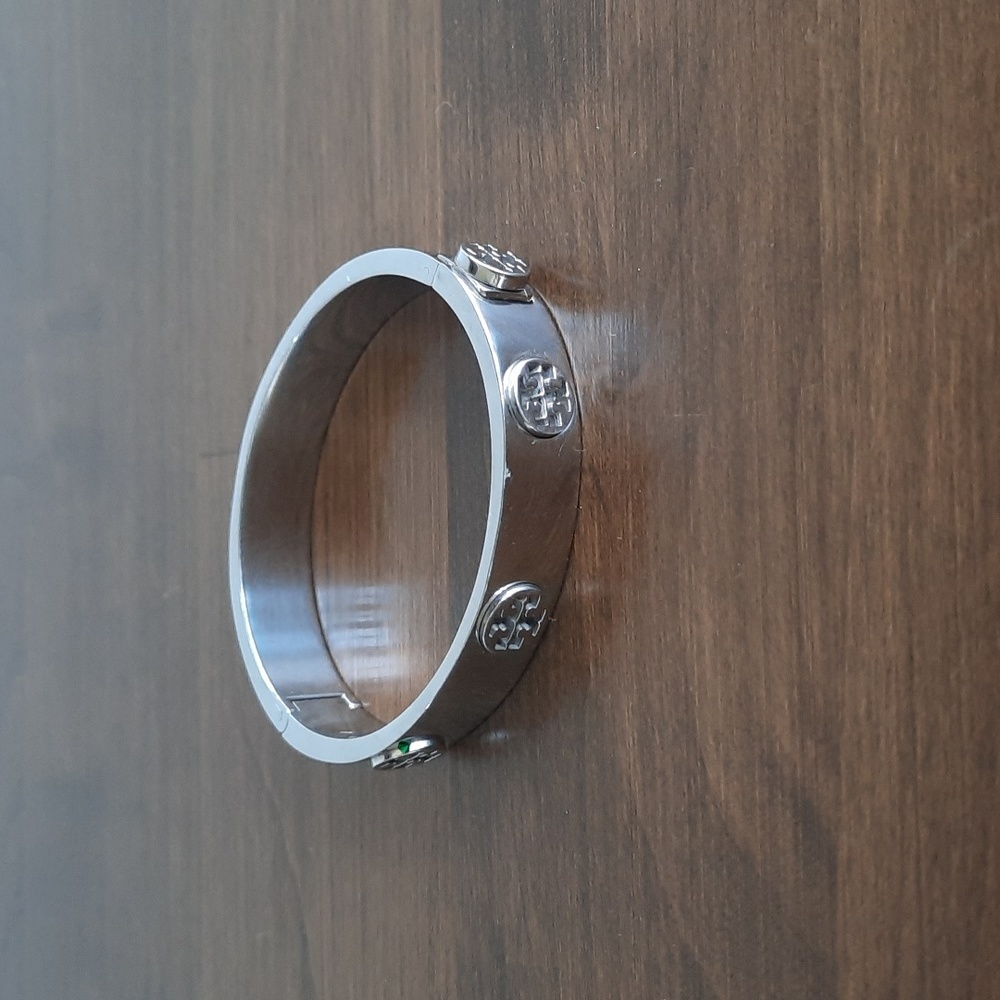 Tory Burch miller hinge bracelet - Picture 1 of 6